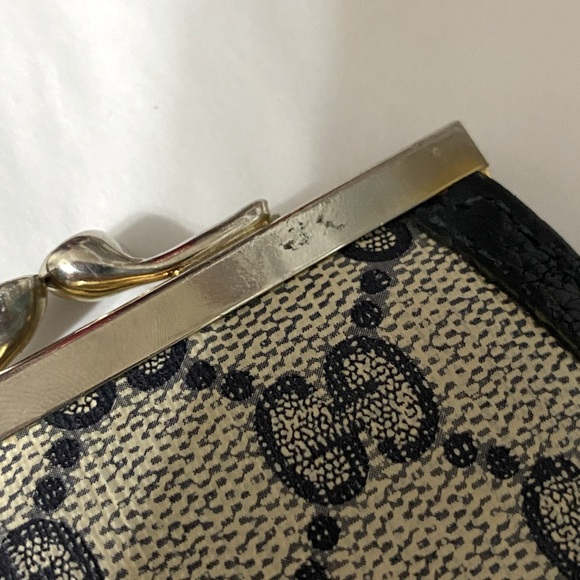 Vintage Gucci Kisslock Coin Wallet GG Authentic - Picture 14 of 14